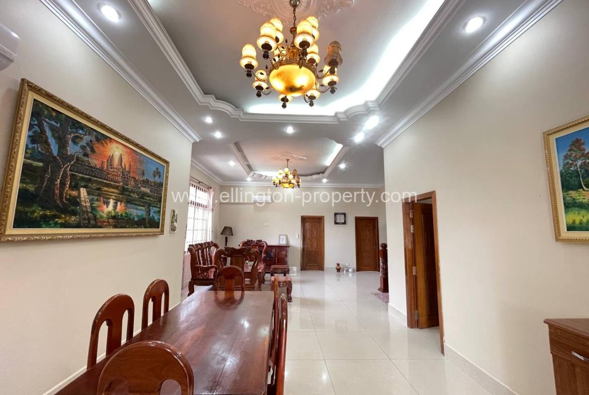 Villa For Rent At Sangkat Phnom Penh Thmey - Ellington Property