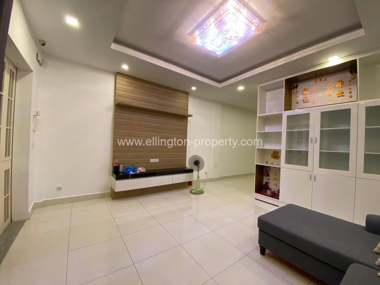 Link House For Rent At Borey Chip Mong Land Sen Sok - Ellington Property