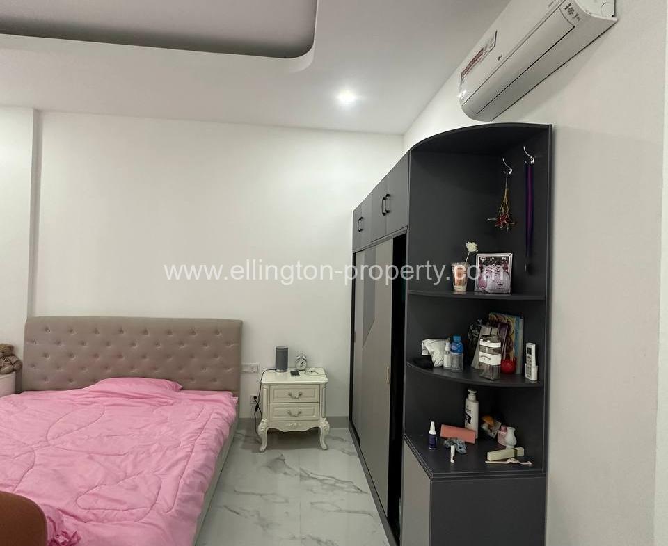 Flat House For Rent In Borey Bludiamond - Ellington Property