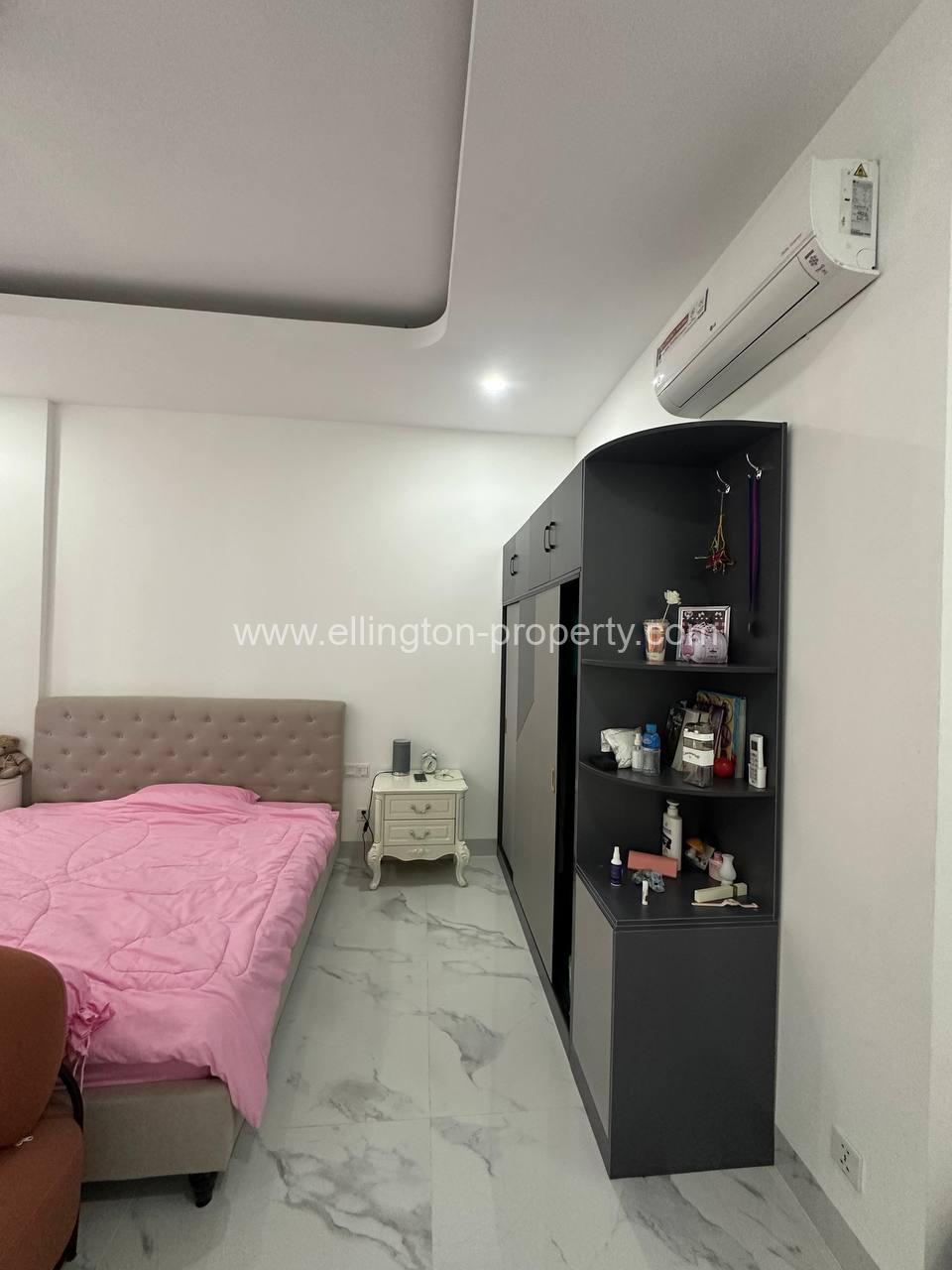 Flat House For Rent In Borey Bludiamond - Ellington Property