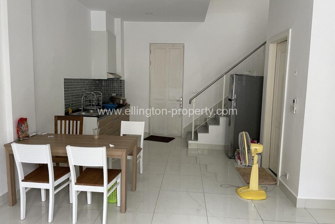 Link House For Rent At Borey Chip Mong Land Sen Sok - Ellington Property