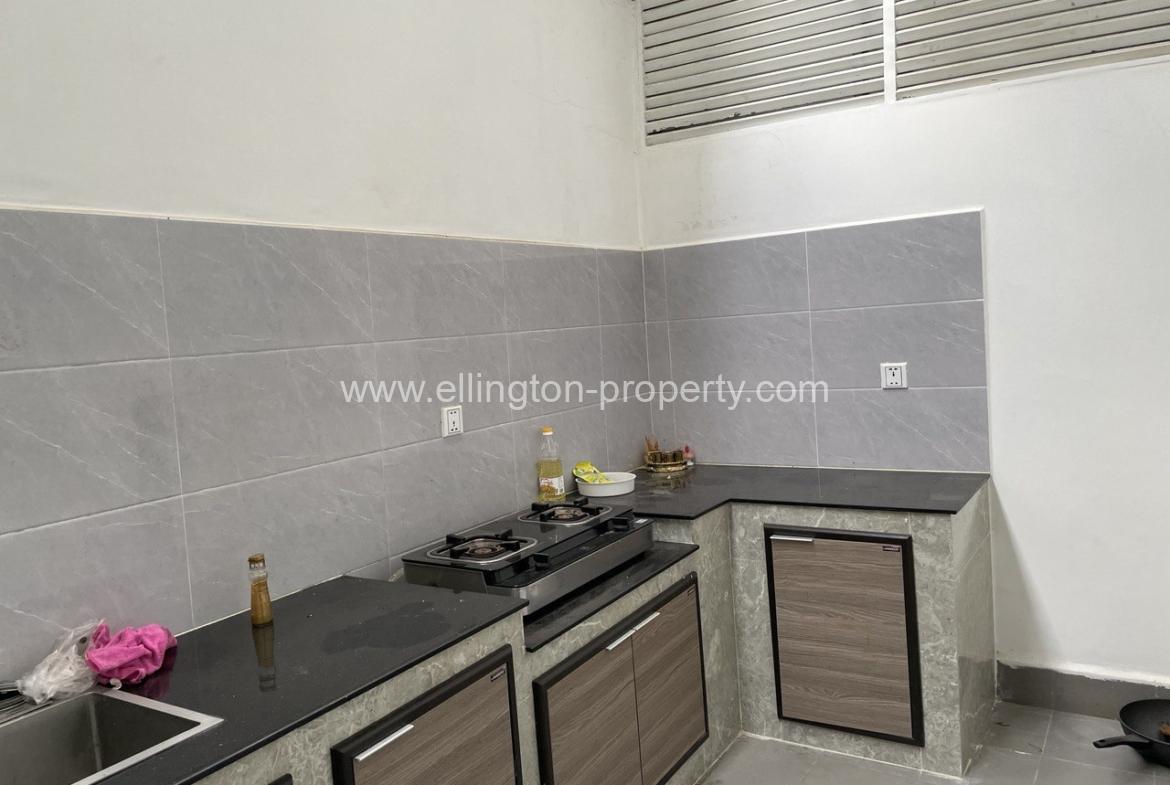 Link House For Rent At Borey Chip Mong Land Sen Sok - Ellington Property