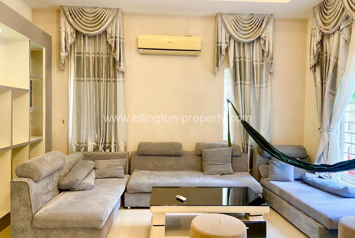 Twin Villa For Rent Near Aeon Sensok Area - Ellington Property