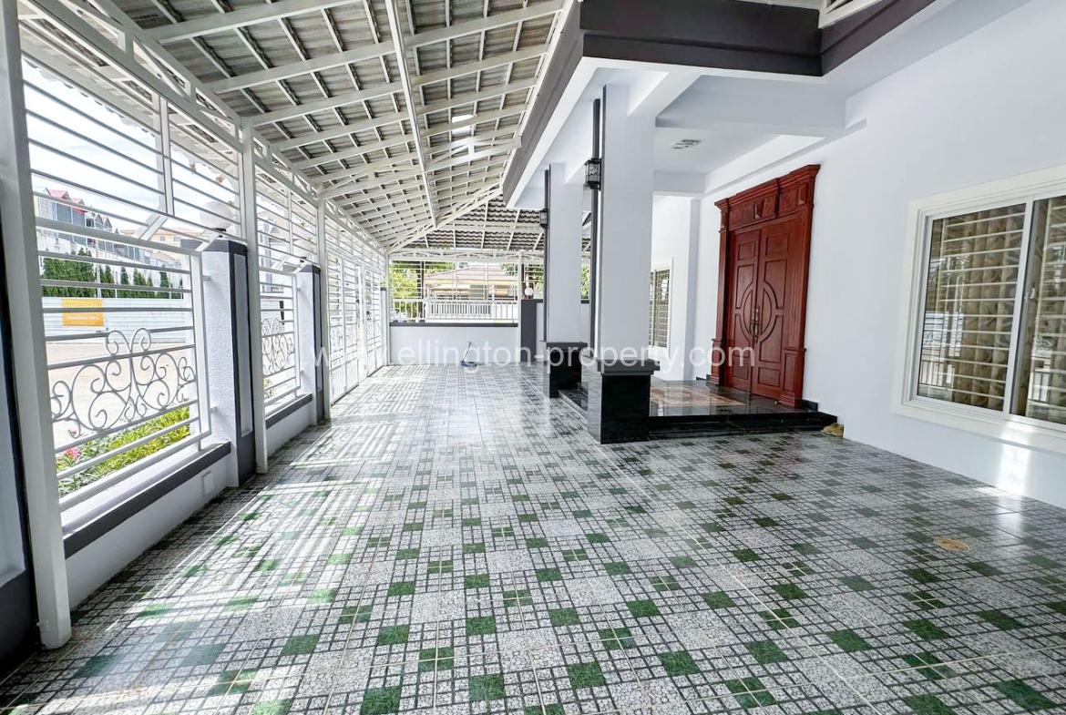 Single Villa For Rent In Borey New World, Aeon Sen Sok Area - Ellington Property