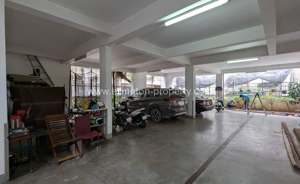 4 Bedrooms For Rent In Tonle Bassac - Ellington Property