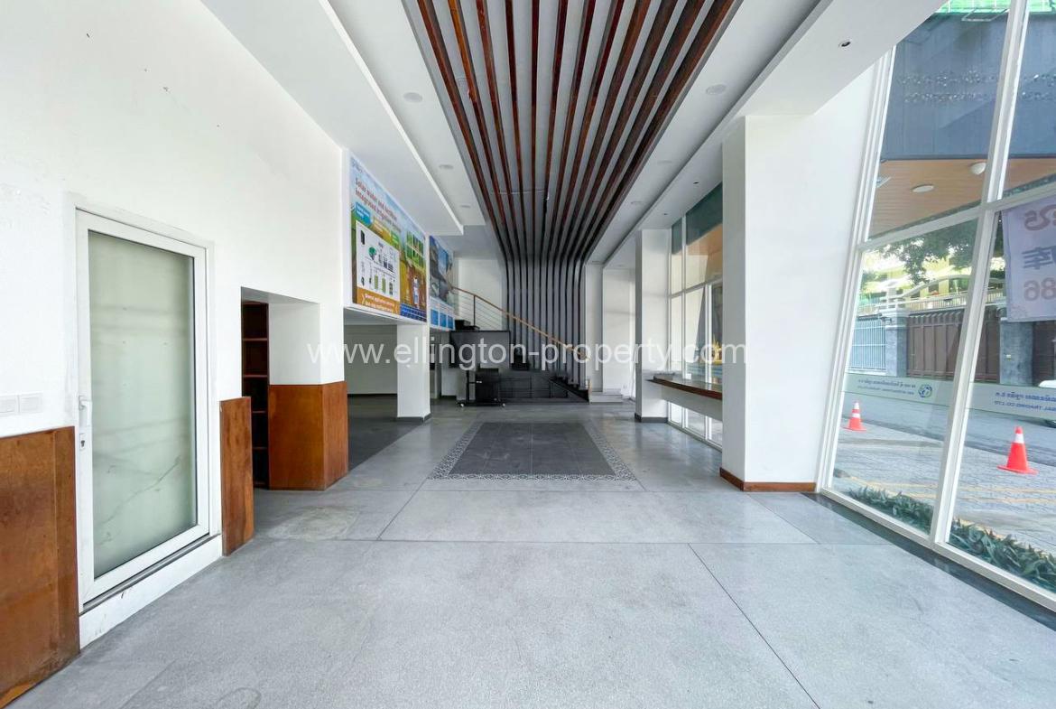 Coner Shop For Rent In Bkk1 - Ellington Property