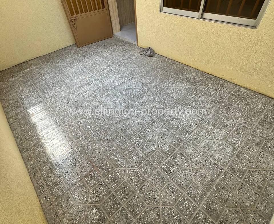 Flat House For Rent Near Wat Sarong Andet - Ellington Property