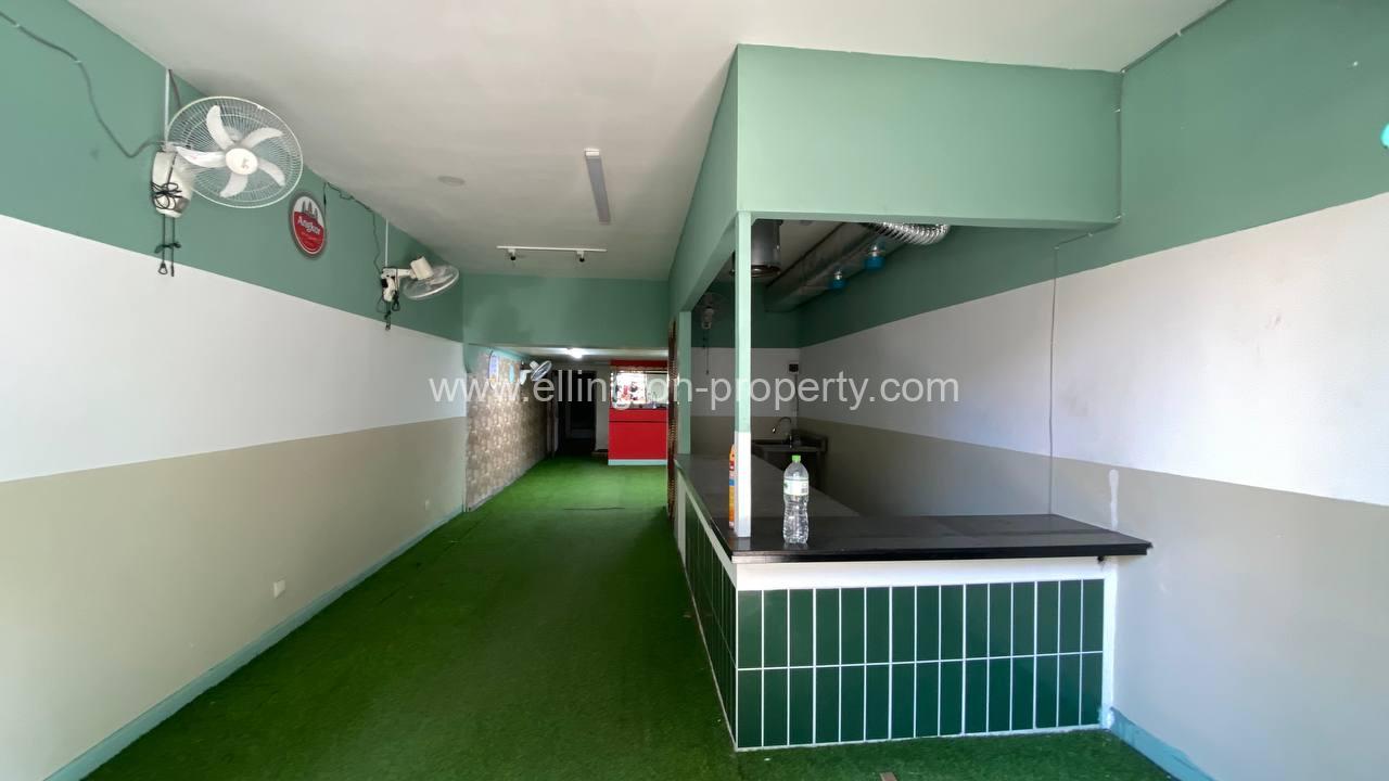 Shophouse For Rent Near The Royal Palace - Ellington Property