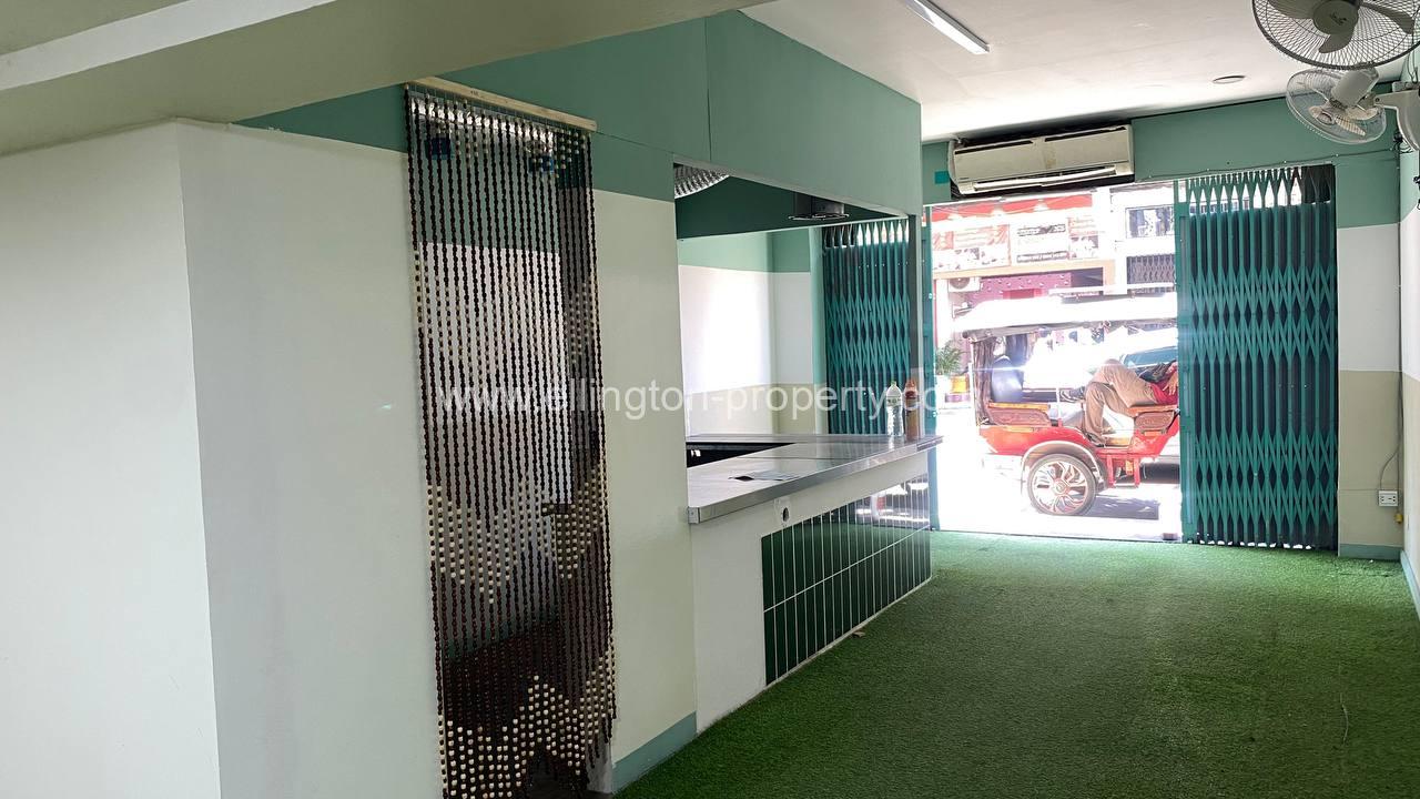 Shophouse For Rent Near The Royal Palace - Ellington Property