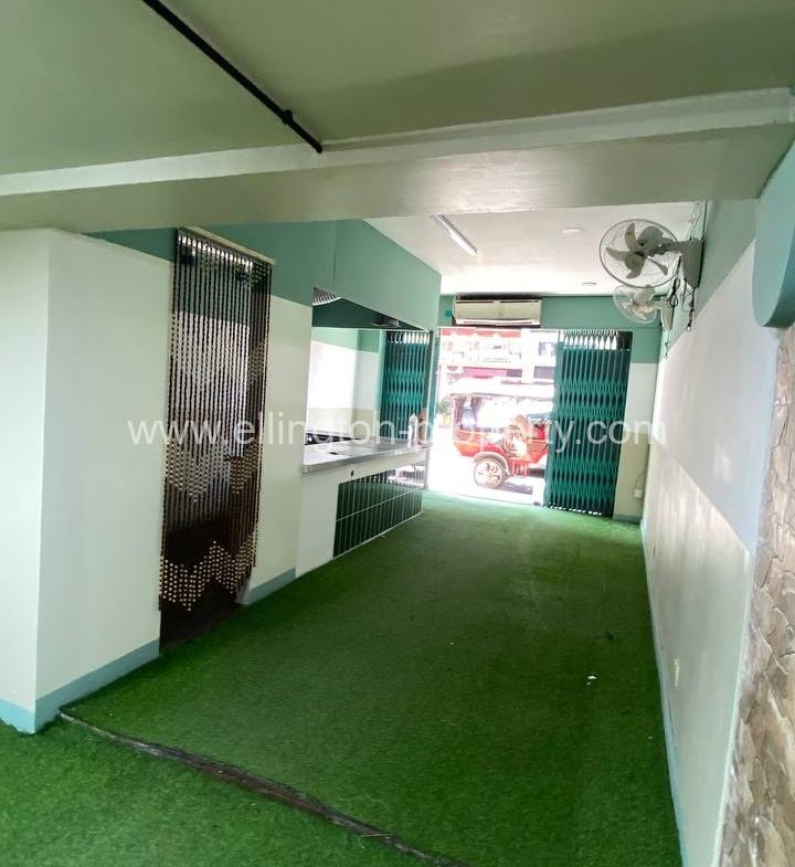 Shophouse For Rent Near The Royal Palace - Ellington Property