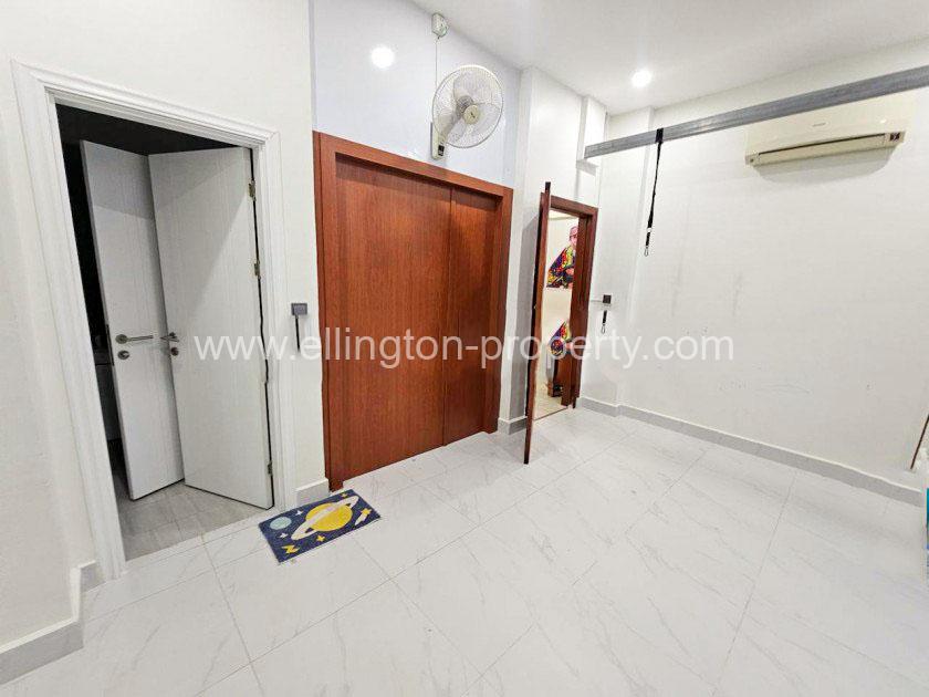 Villa For Rent In Tuol Kork - Ellington Property