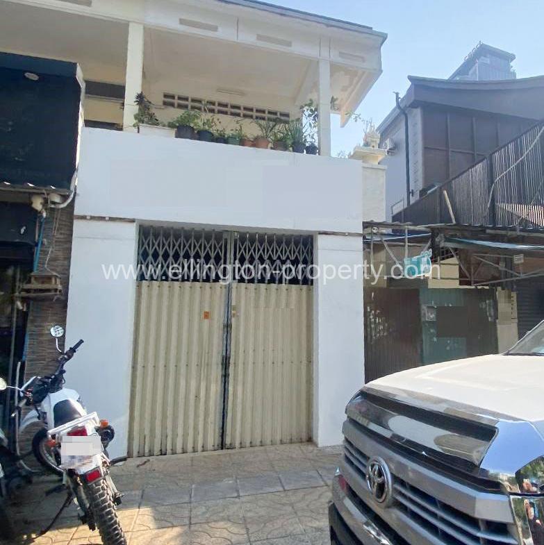 Shophouse For Rent In Bkk - Ellington Property