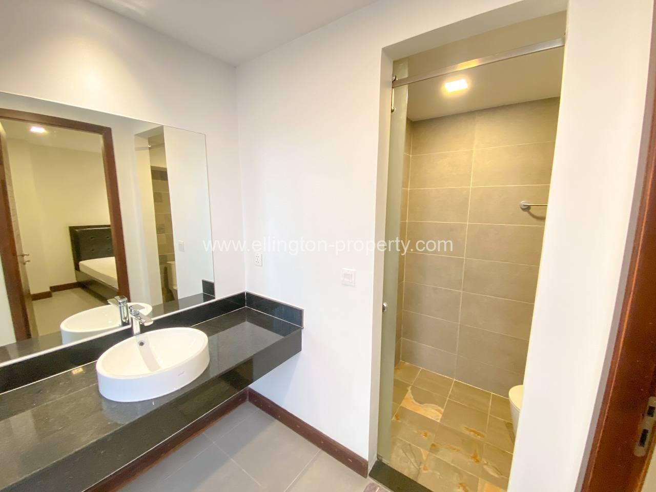 Unit Duplex 02 Bedrooms For Rent In Toul Tompong Area - Ellington Property