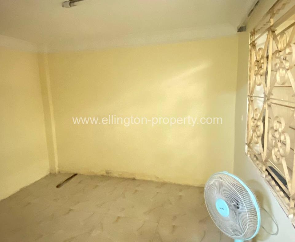 Shophouse For Rent At Boeng Keng Kong - Ellington Property