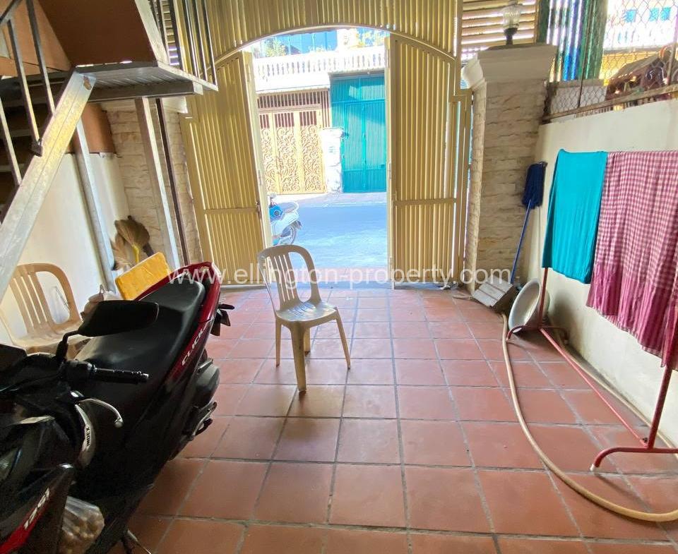 Shophouse For Rent At Boeng Keng Kong - Ellington Property