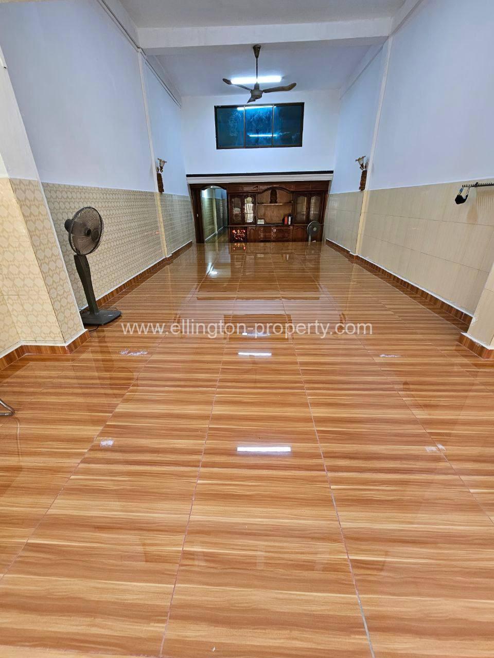 Flat House For Rent In Bkk - Ellington Property