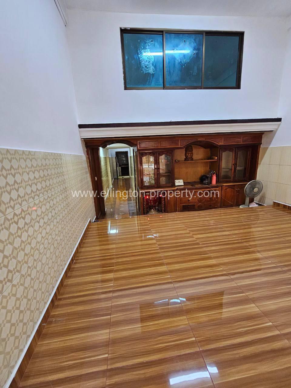 Flat House For Rent In Bkk - Ellington Property