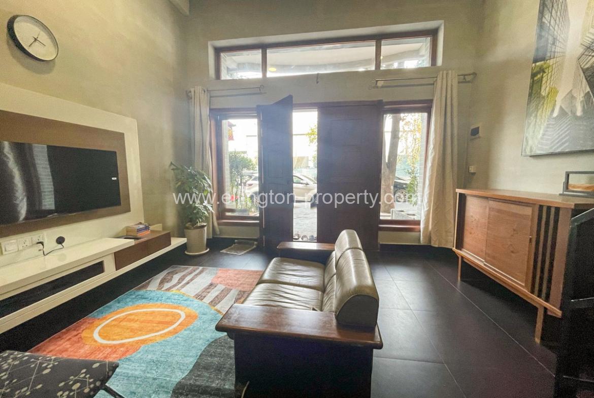 Riverside Front House For Rent In Daun Penh Area - Ellington Property