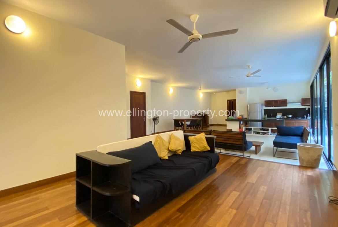 Beautiful 2 Bedroom Townhouse For Rent Near Aeon Mall 1 - Ellington Property