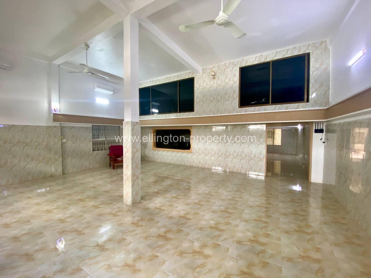 Shop For Rent Near Bak Touk School - Ellington Property