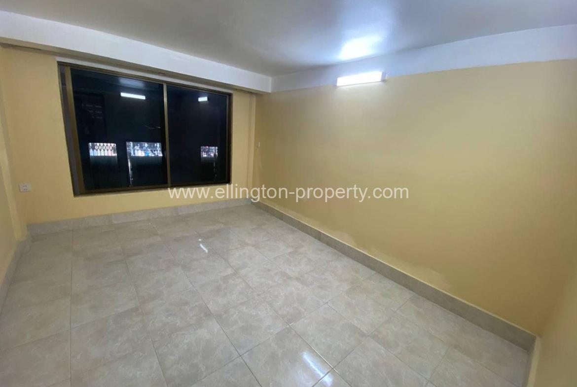 Shop For Rent Near Bak Touk School - Ellington Property