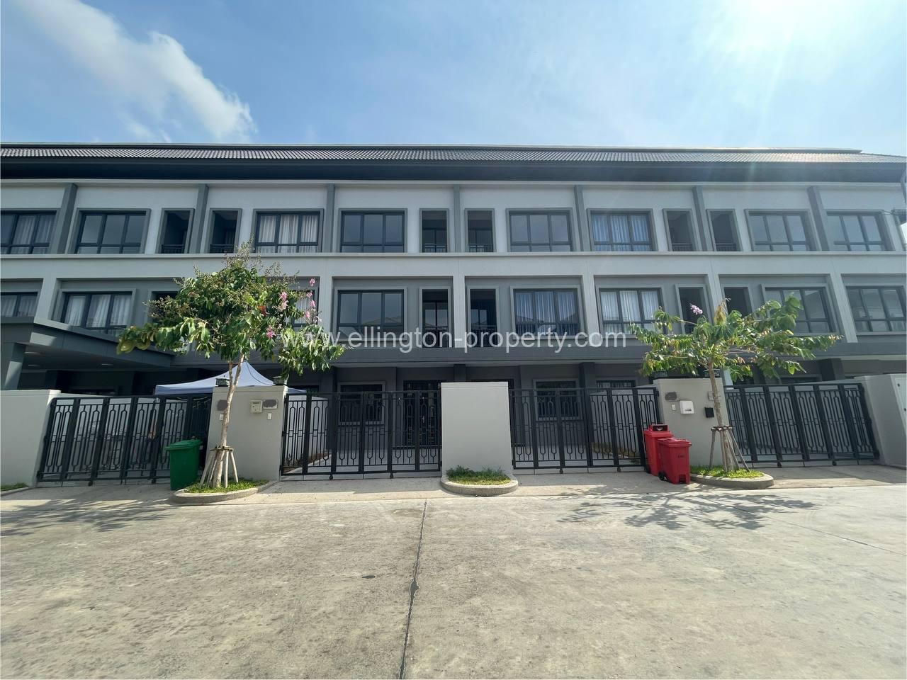 Link Villa A Sii For Rent Borey Chip Mong 6a  - Ellington Property