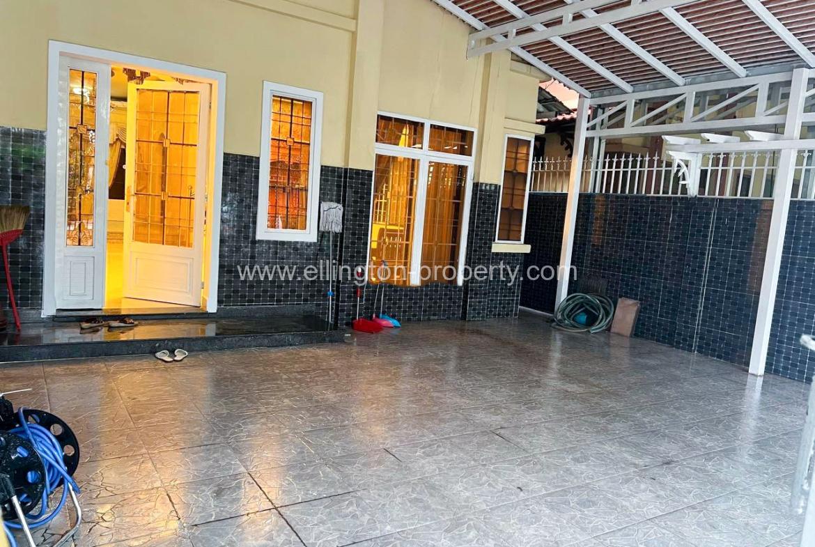 Villa For Rent In Chroy Changvar - Ellington Property