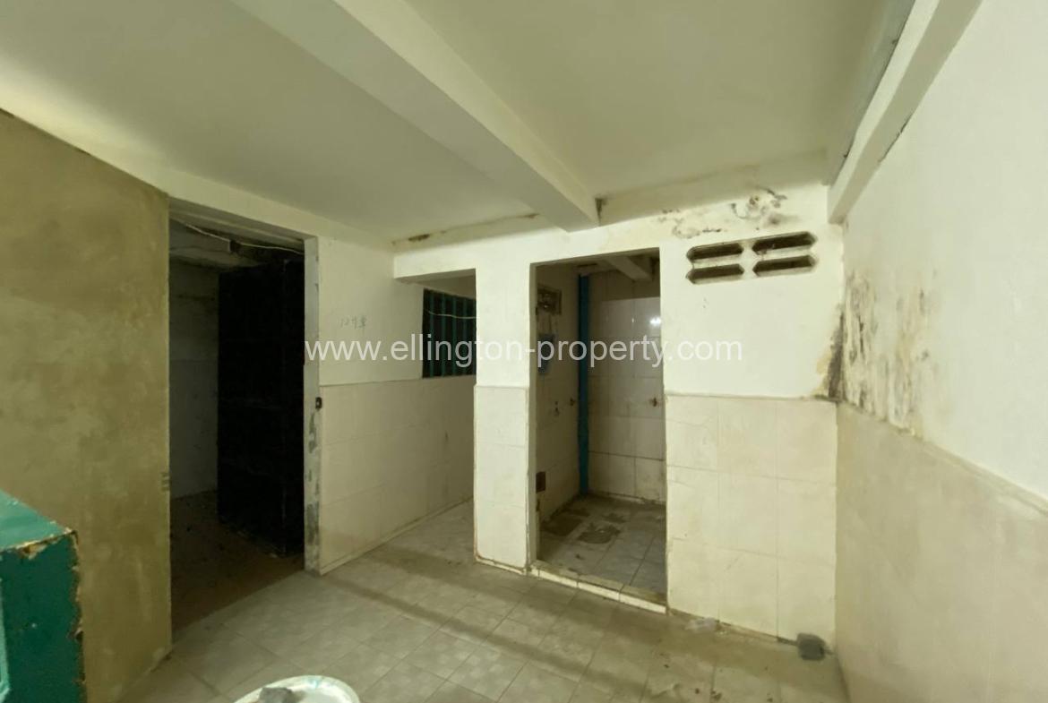 Shophouse For Rent In Beoung Keng Kong - Ellington Property