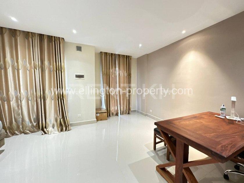 Link House For Rent In Borey The Mekong Royal Chrouy Changvar - Ellington Property