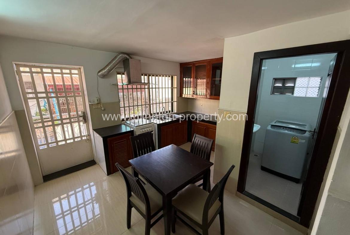 2 Bedrooms For Rent In Bkk2 - Ellington Property