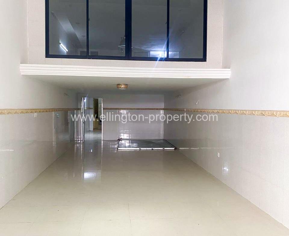 Shophouse For Rent Near Phsar Thmey - Ellington Property