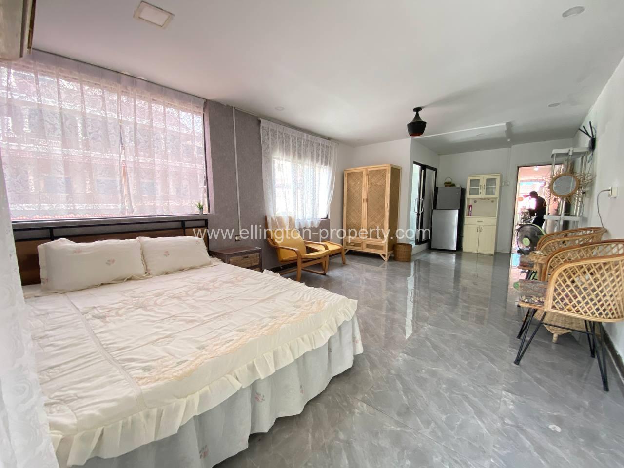 Room For Rent In Bkk1 - Ellington Property