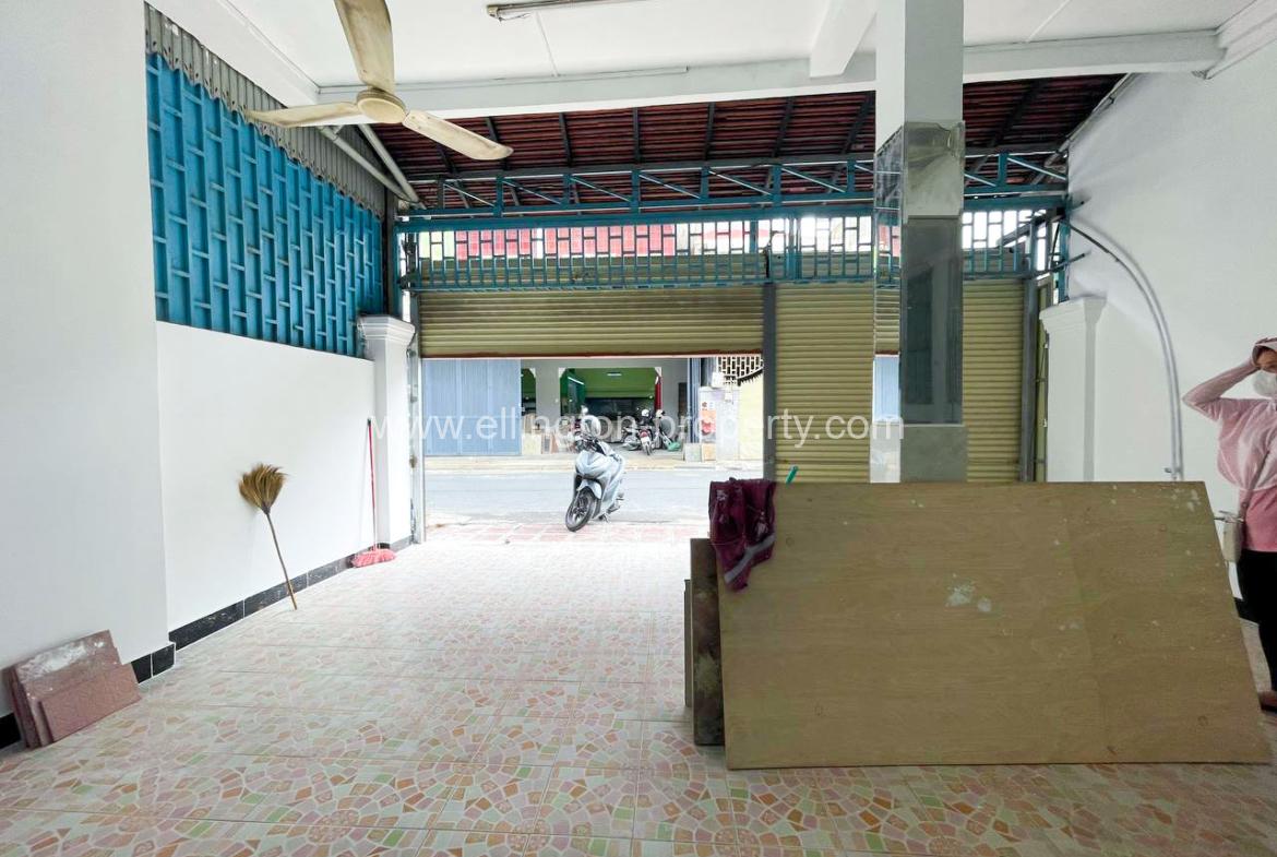 Shophouse For Rent At Boeng Keng Kong - Ellington Property