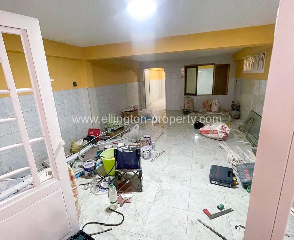 Shophose For Rent In Bkk1 - Ellington Property