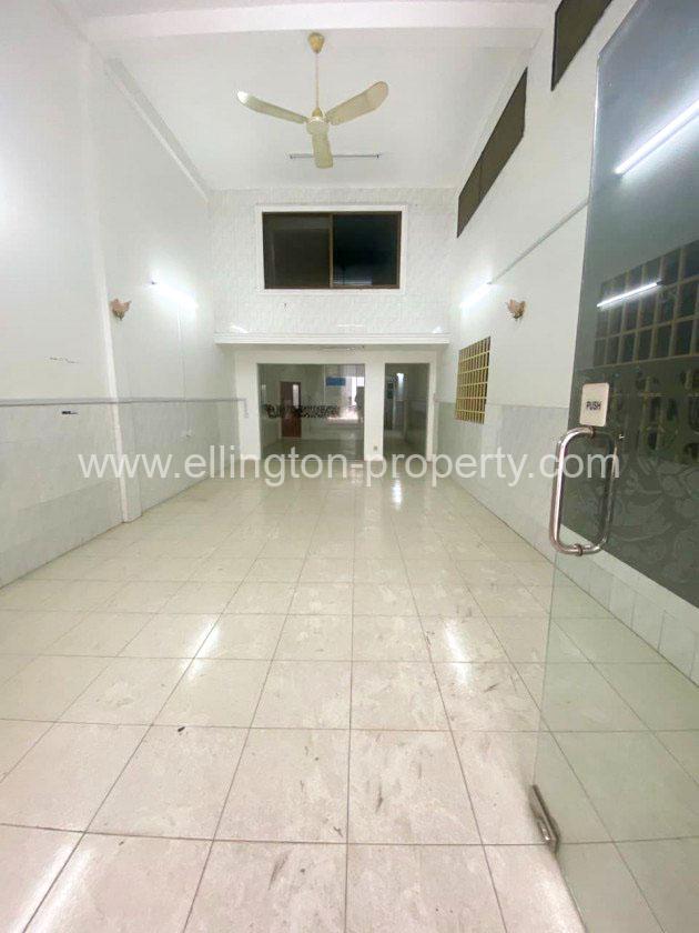 Flat House For Rent In Toul Tompong - Ellington Property