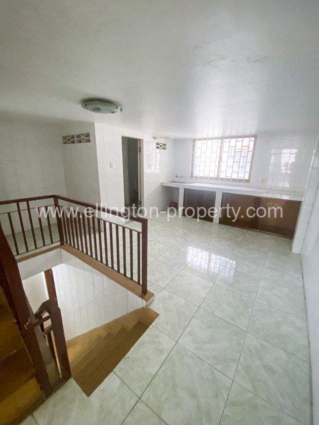 Flat House For Rent In Toul Tompong - Ellington Property
