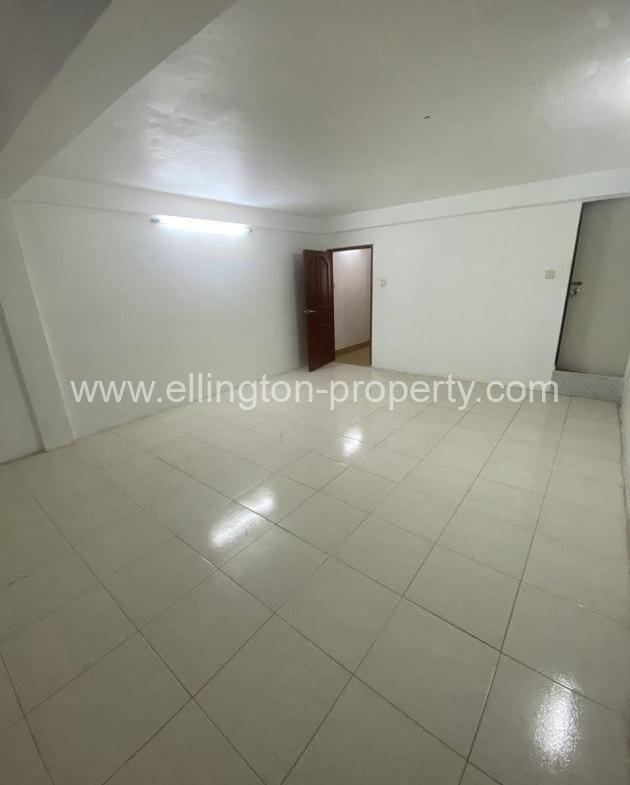 Flat House For Rent In Toul Tompong - Ellington Property