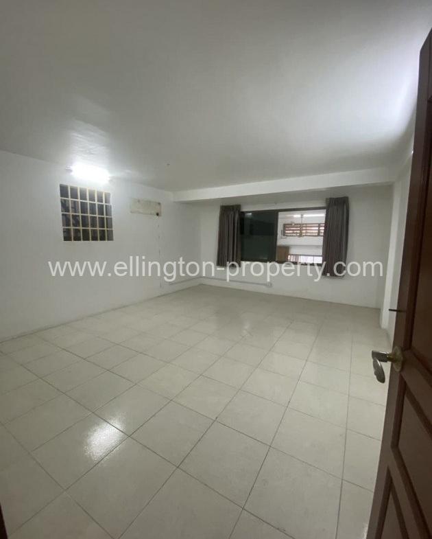 Flat House For Rent In Toul Tompong - Ellington Property