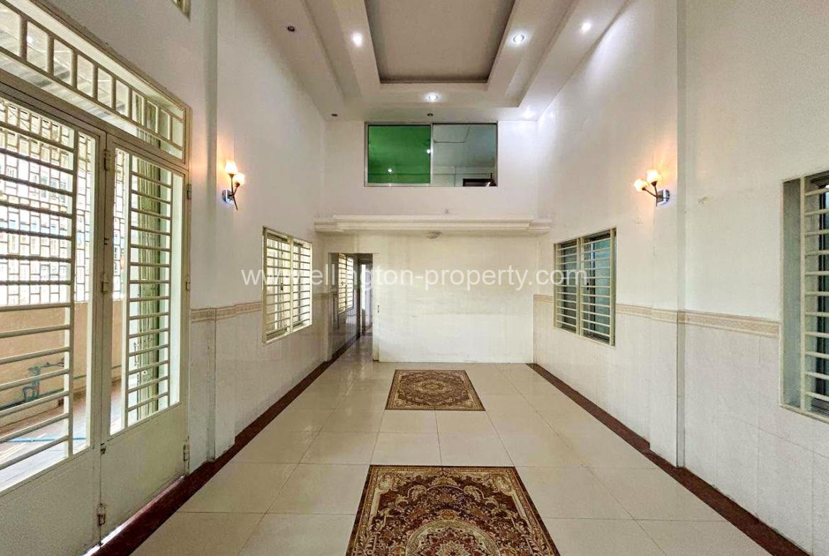 House For Rent In Toul Tumpung - Ellington Property