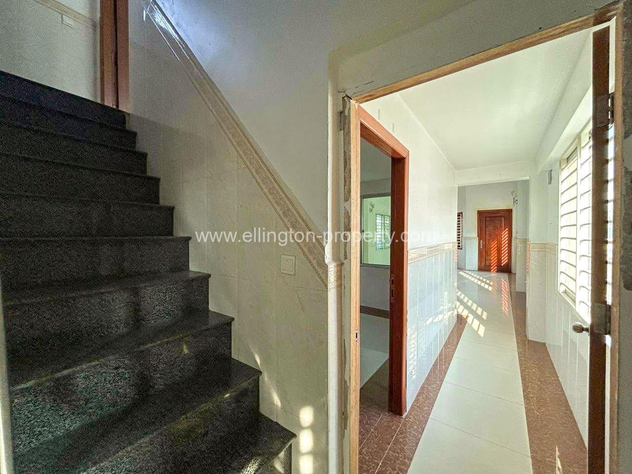 House For Rent In Toul Tumpung - Ellington Property