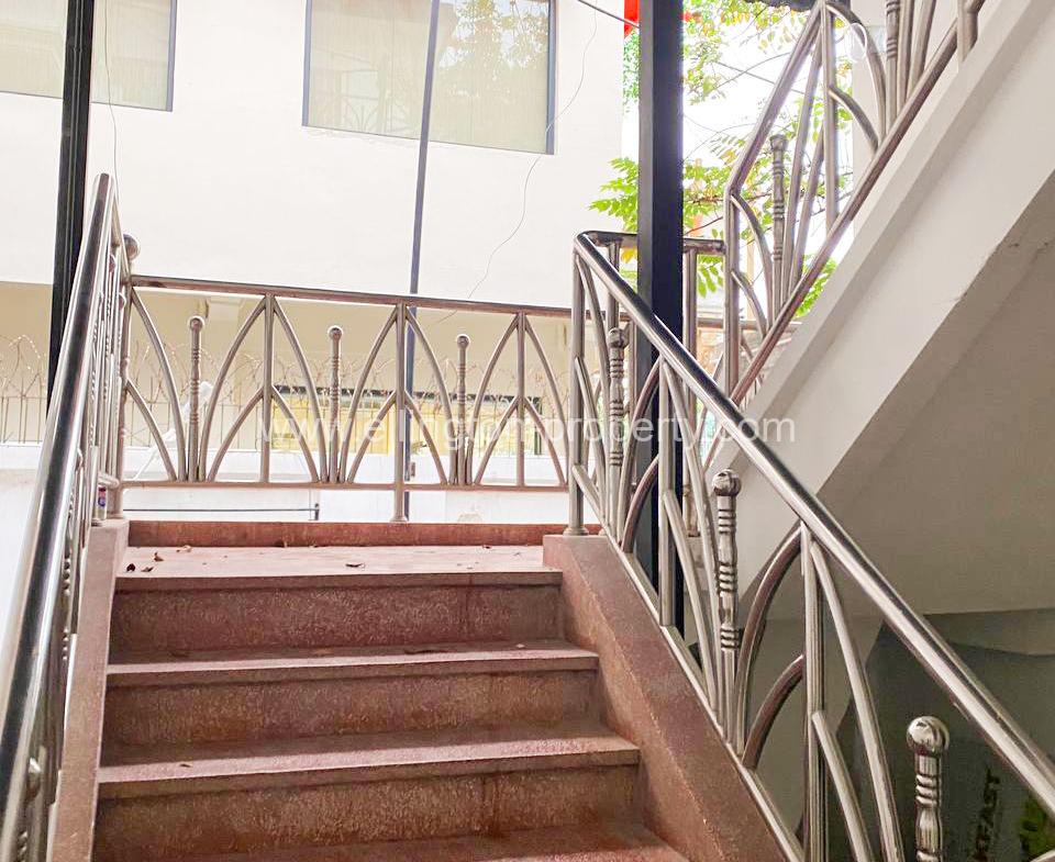 Shop For Rent In Toul Tumpung - Ellington Property