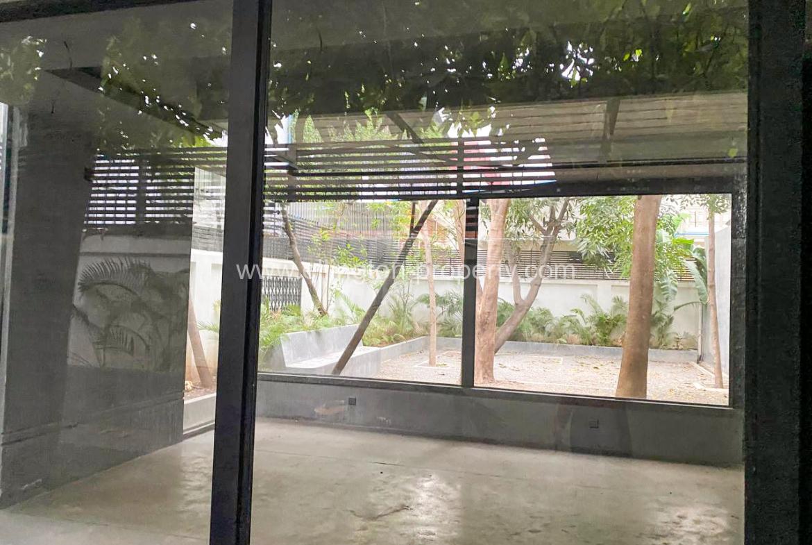 Shop For Rent In Toul Tumpung - Ellington Property