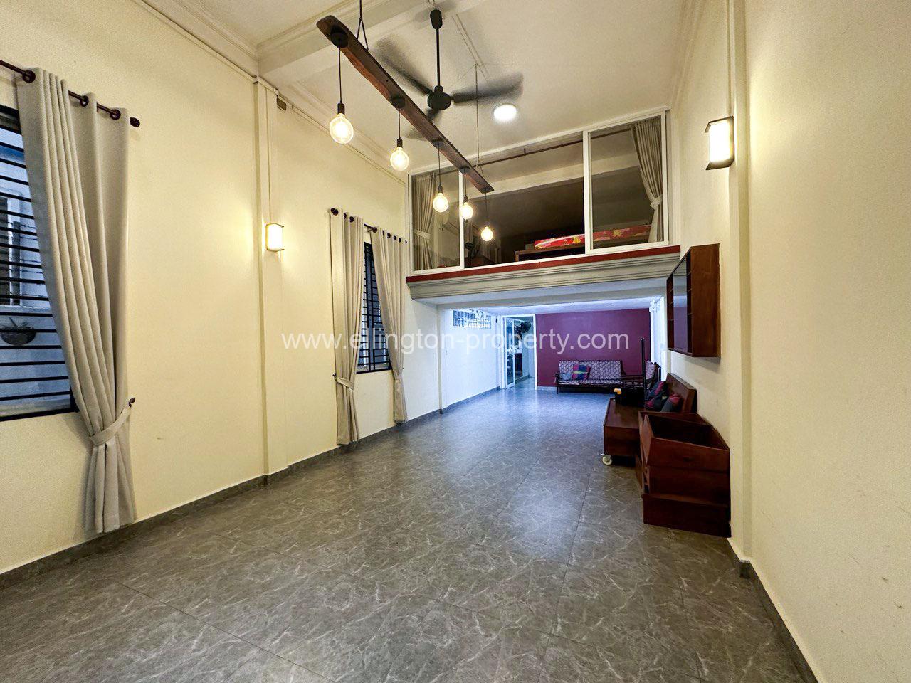 Shophouse For Rent In Bkk3 - Ellington Property