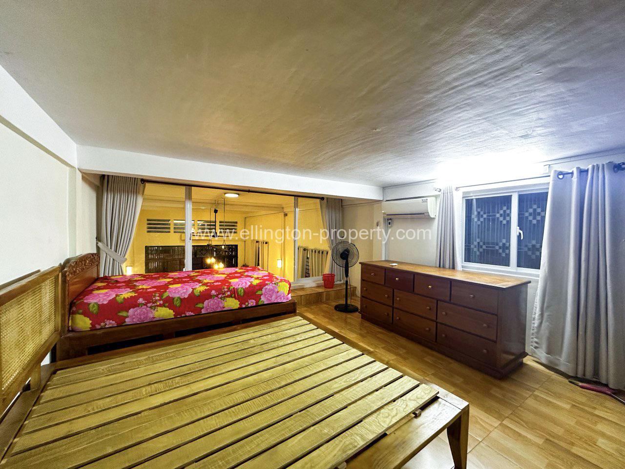 Shophouse For Rent In Bkk3 - Ellington Property