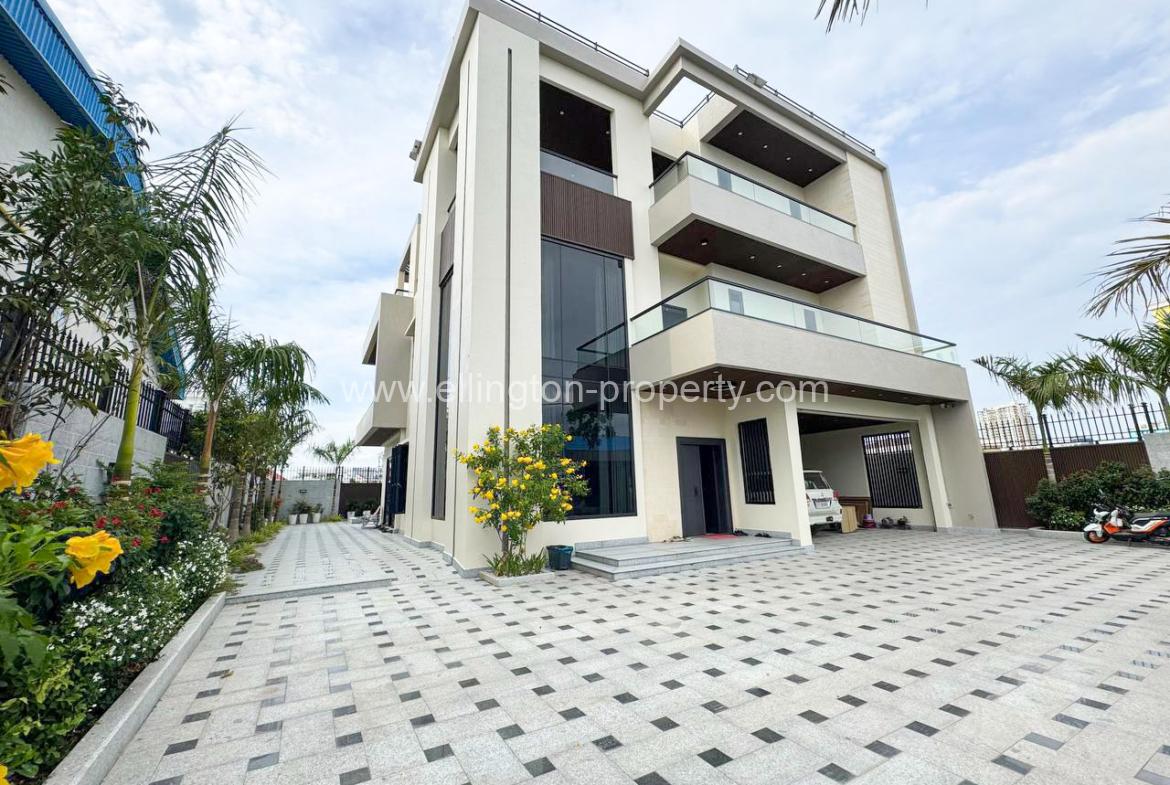 Single Villa For Rent In Sensok Area - Ellington Property