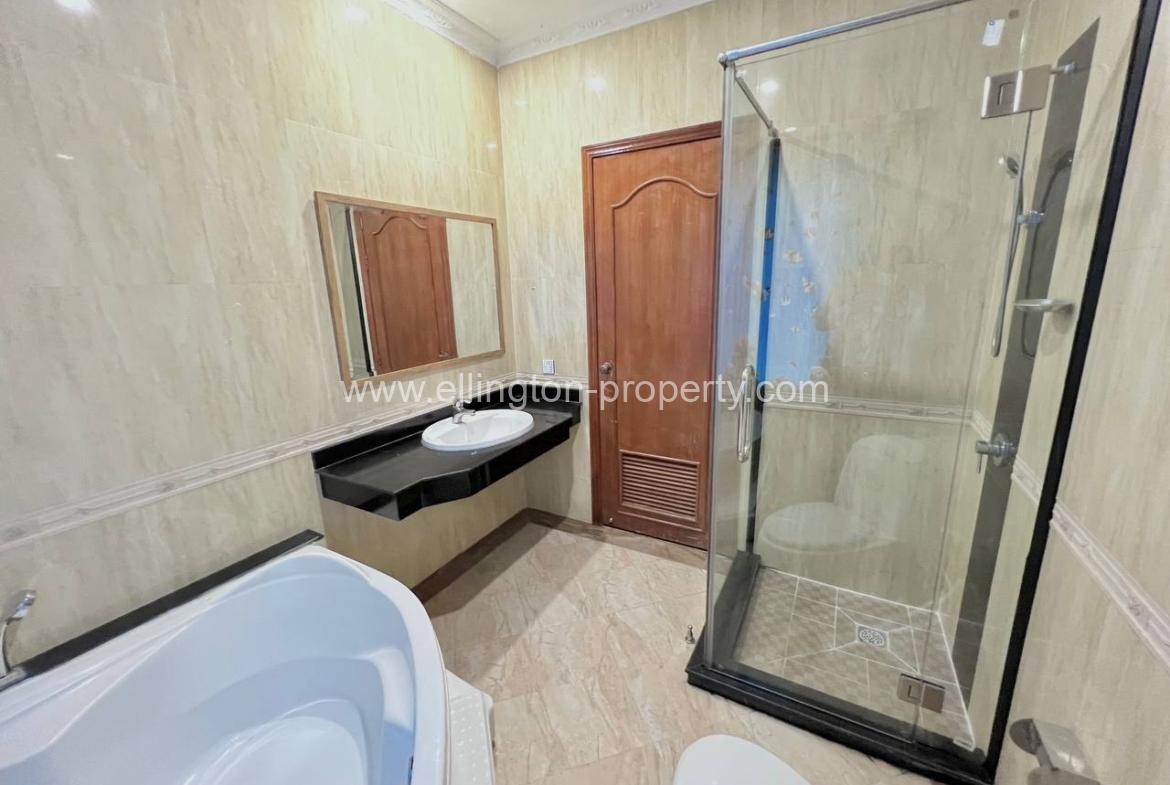2 Bedrooms For Rent In Bkk1 - Ellington Property