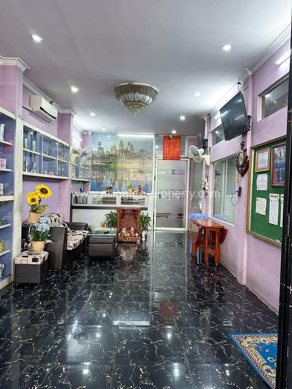 Shophouse For Rent In Boeng Keng Kong3 - Ellington Property