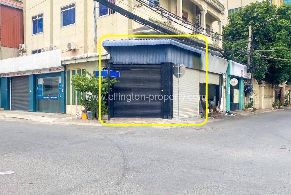 Shop For Rent In Bkk - Ellington Property