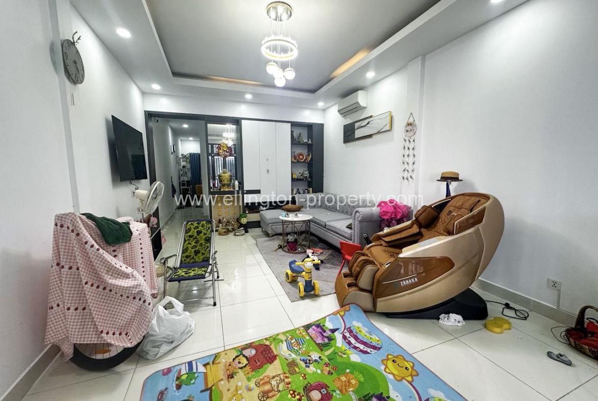 Shophouse For Rent In Borey Bunly - Ellington Property