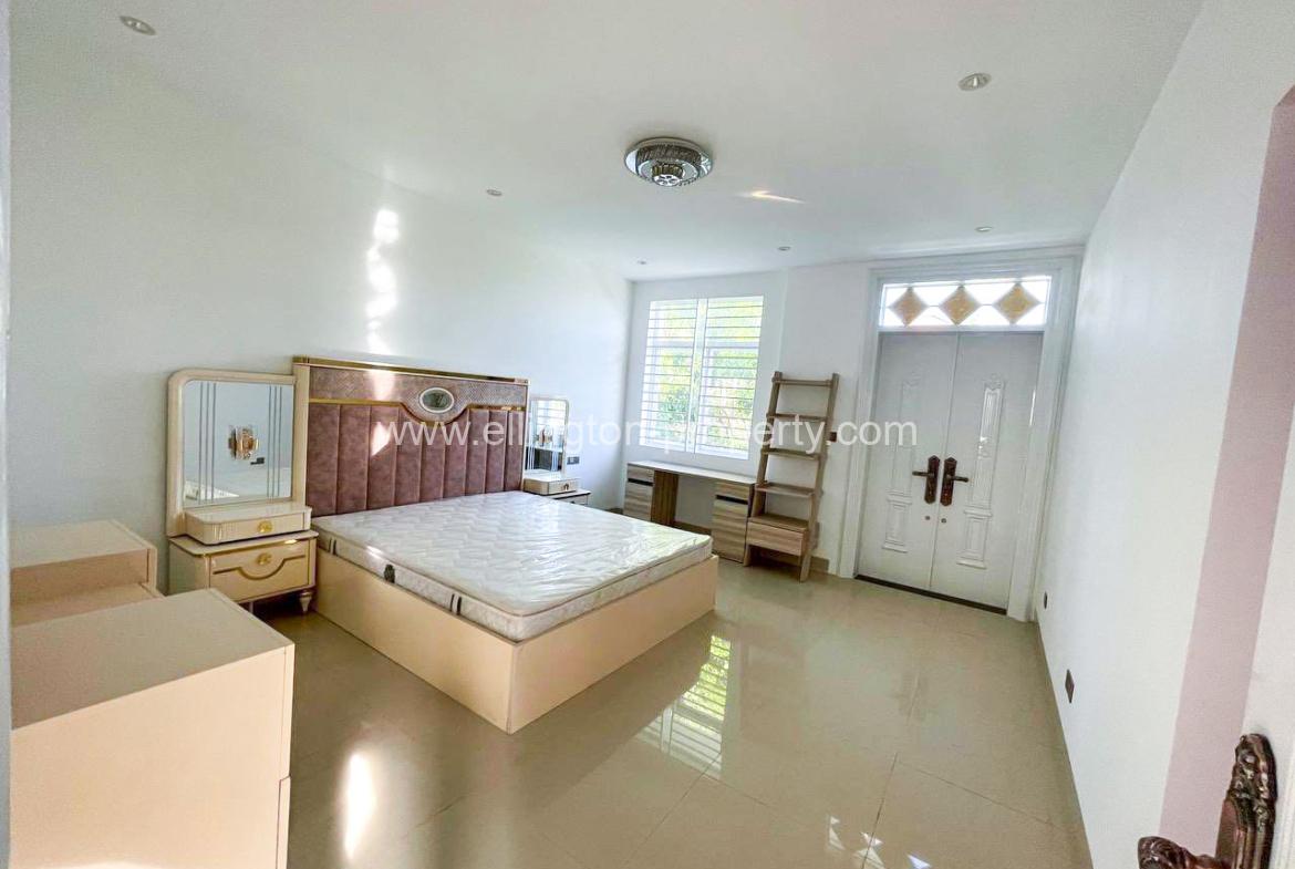 Twin Villa For Rent In Borey Grand Chroy Changvar - Ellington Property